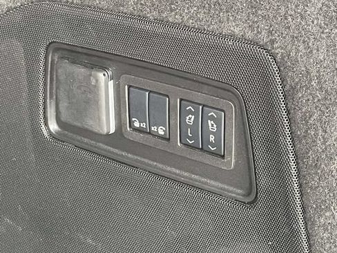 Used 2025 Cadillac Escalade Sport w/ LPO, ONYX Package AWD/4WD image 13