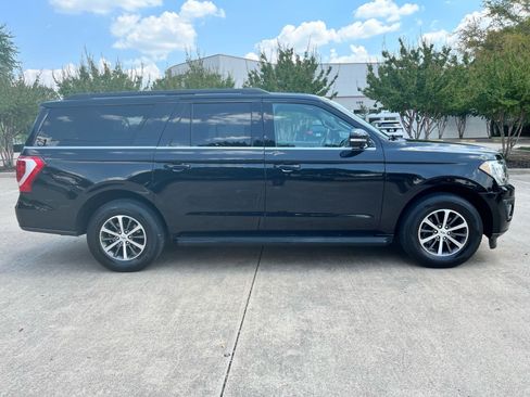 Used 2019 Ford Expedition Max XLT w/ Equipment Group 201A image 4