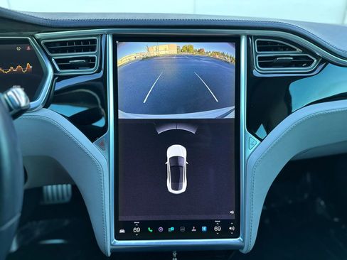 Used 2013 Tesla Model S image 21