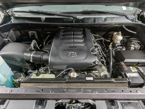 Used 2019 Toyota Tundra SR5 w/ SR5 Upgrade Package RWD image 27
