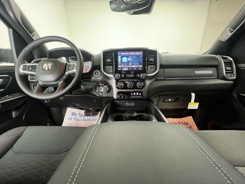 New 2026 RAM 1500 4x4 Crew Cab image 10