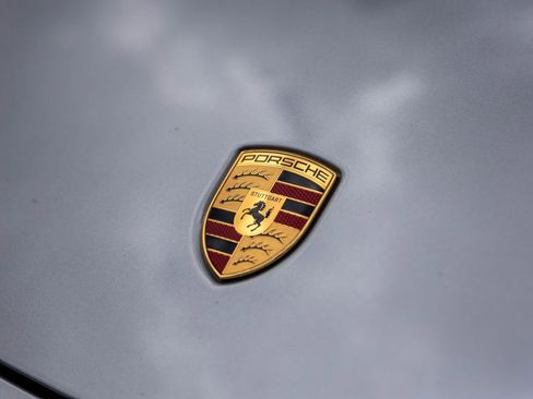 Used 2025 Porsche 911 Carrera RWD image 52