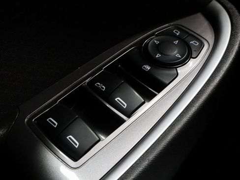 Used 2023 Chevrolet Malibu LT image 28