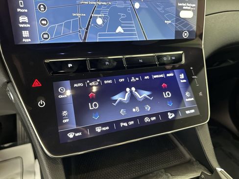 Used 2023 Maserati Grecale Modena AWD/4WD image 19