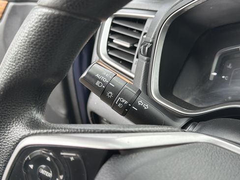 Used 2019 Honda CR-V EX image 18
