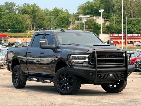 Used 2024 RAM 2500 Laramie w/ Night Edition AWD/4WD image 1