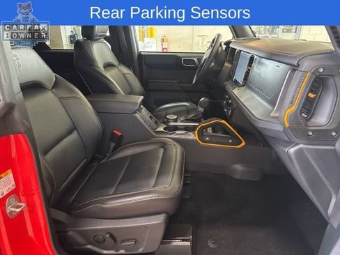 Used 2024 Ford Bronco Badlands AWD/4WD image 16