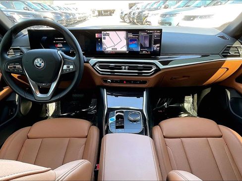 Used 2023 BMW i4 eDrive35 w/ Premium Package RWD image 15