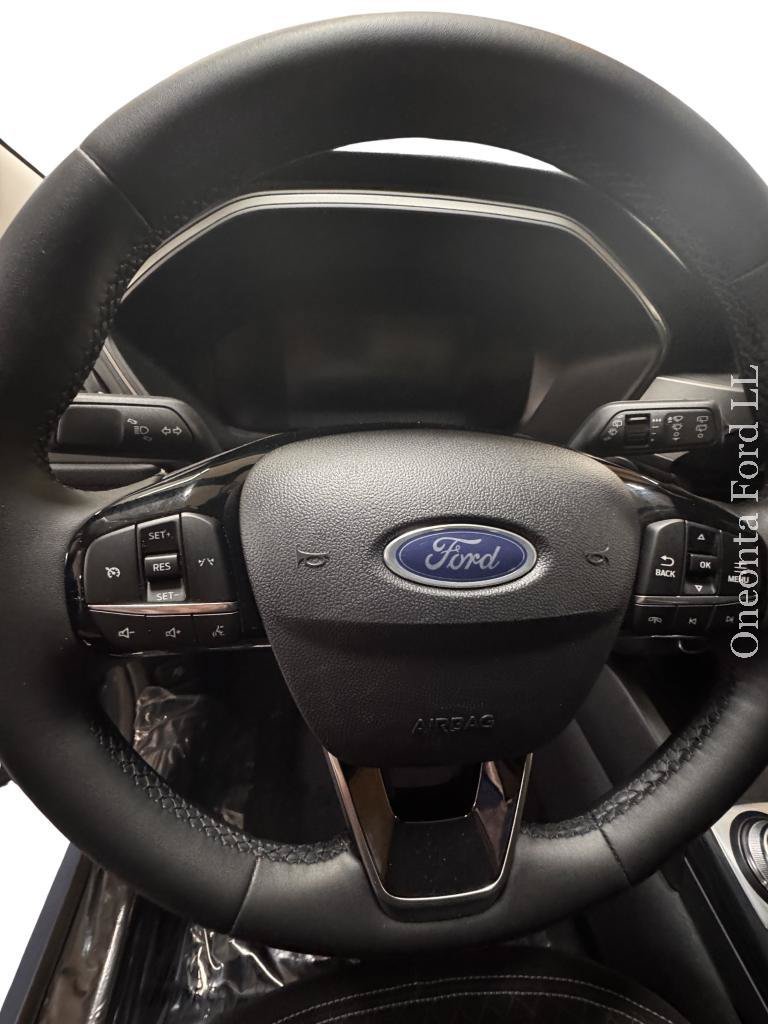 Used 2023 Ford Escape Active AWD/4WD image 8