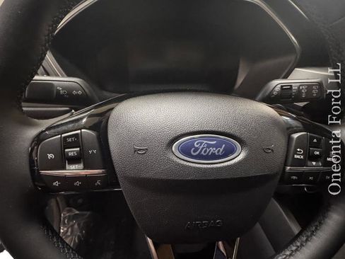 Used 2023 Ford Escape Active AWD/4WD image 8