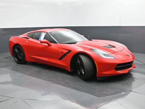 Used 2019 Chevrolet Corvette Stingray Coupe w/ Carbon Flash Badge Package image 7