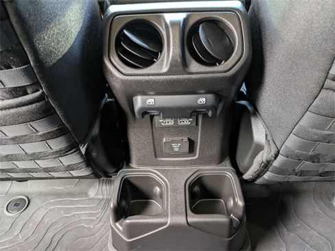 Used 2023 Jeep Gladiator Rubicon w/ LED Lighting Group image 24
