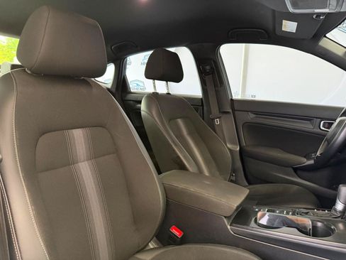 Used 2025 Honda Civic Sport image 26