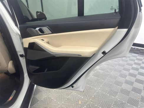 Used 2021 BMW X5 sDrive40i w/ Premium Package image 18