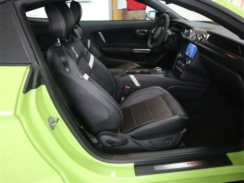 Used 2020 Ford Mustang Shelby GT500 w/ Technology Package image 24