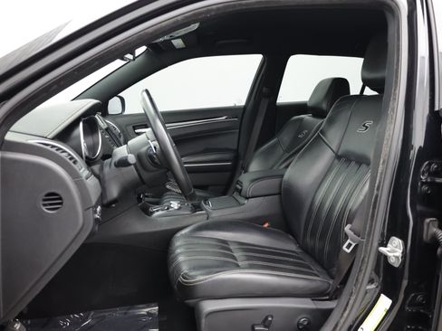 Used 2021 Chrysler 300 S RWD image 17