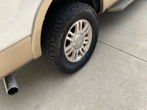 Used 2013 Ford F150 King Ranch w/ Off-Road Pkg image 10