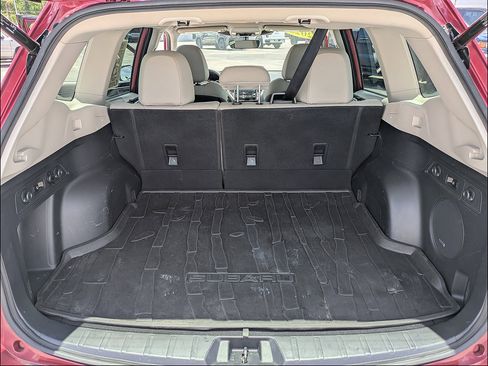 Used 2023 Subaru Forester Limited AWD/4WD image 32
