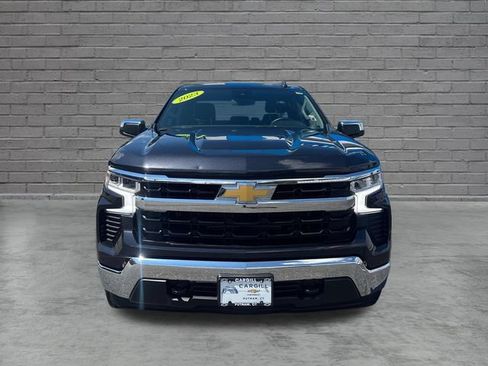 Used 2023 Chevrolet Silverado 1500 LT AWD/4WD image 2