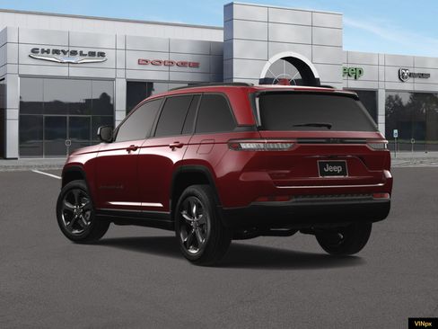 New 2025 Jeep Grand Cherokee Altitude image 5