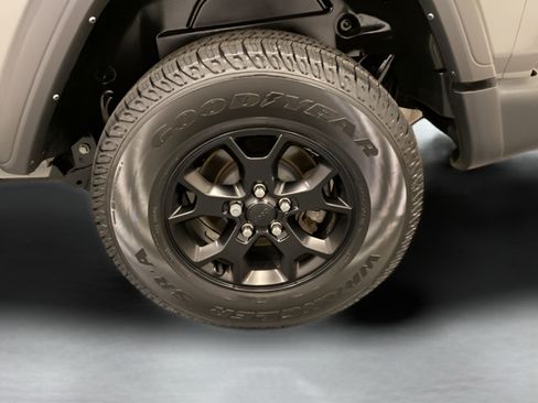 Used 2023 Jeep Wrangler Sport AWD/4WD image 24