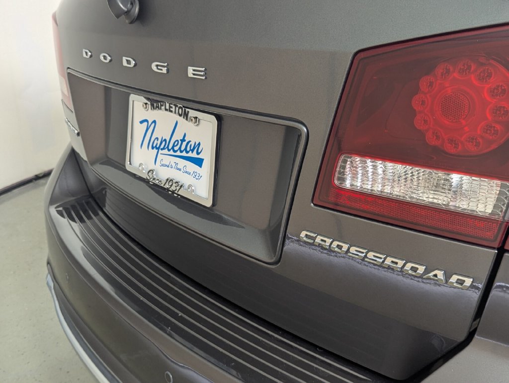Used 2020 Dodge Journey Crossroad FWD image 7
