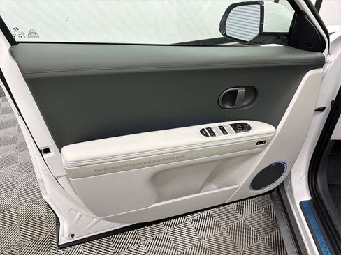 New 2026 Hyundai Ioniq 5 Limited image 11