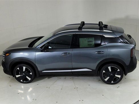 New 2026 Nissan Kicks SR w/ Illumination Package image 39