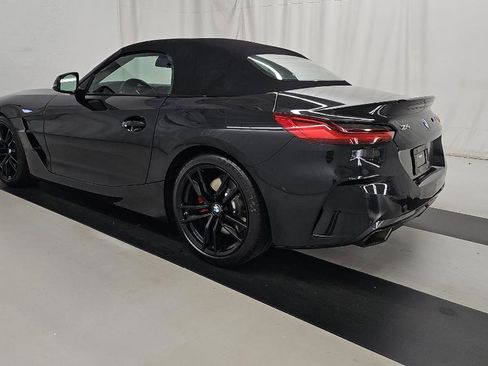 Used 2023 BMW Z4 M40i w/ Premium Package image 6