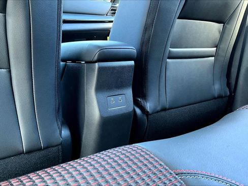 New 2026 Nissan Kicks SR image 20