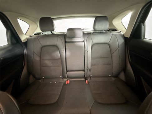 Used 2019 MAZDA CX-5 Touring image 13