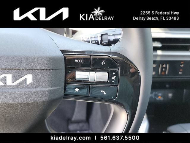 New 2026 Kia Sorento LX FWD image 24