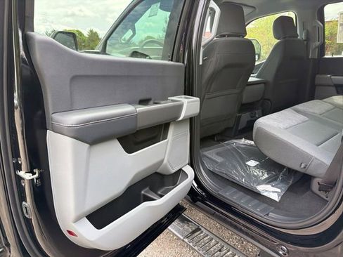 New 2026 Ford F250 XLT w/ Snow Plow Prep Package AWD/4WD image 9