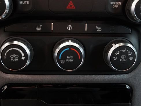 Used 2023 RAM 1500 Big Horn image 9