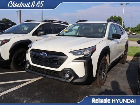 Used 2024 Subaru Outback Premium AWD/4WD image 12