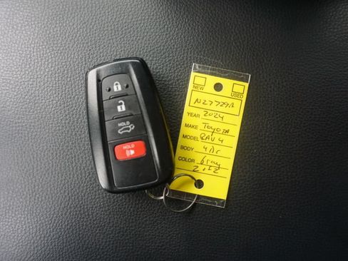 Used 2024 Toyota RAV4 XLE w/ Convenience Package AWD/4WD image 31