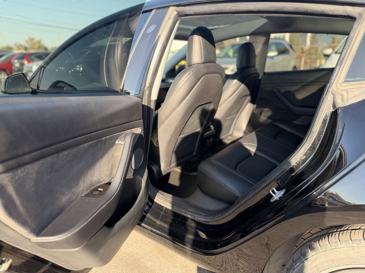Used 2022 Tesla Model 3 Long Range AWD/4WD image 26