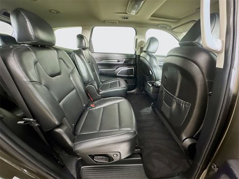 Used 2021 Kia Telluride S image 8
