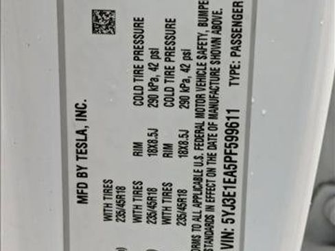 Used 2023 Tesla Model 3 Standard Range RWD image 25