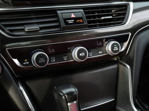 Used 2019 Honda Accord Sport image 25