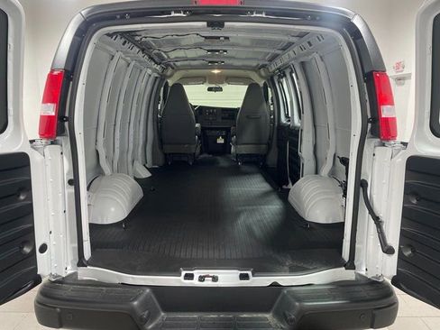 New 2026 Chevrolet Express 2500 w/ Driver Convenience Package image 23