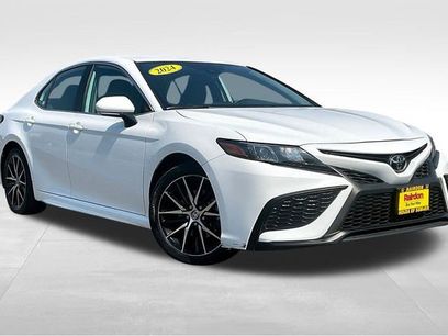 Used 2024 Toyota Camry SE w/ Cold Weather Package