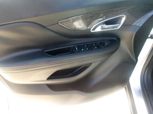 Used 2015 Buick Encore FWD image 18