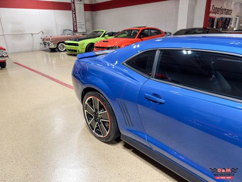 Used 2013 Chevrolet Camaro SS w/ Hot Wheels Special Edition RWD image 44