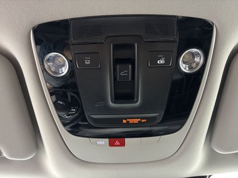 Certified 2024 Kia Seltos EX AWD/4WD image 19