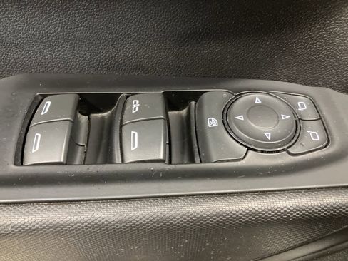 Used 2019 Chevrolet Silverado 1500 Custom Trail Boss image 12