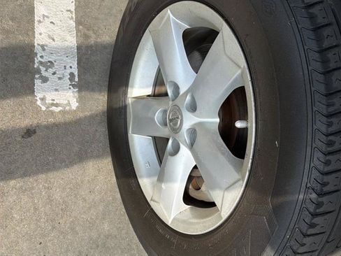 Used 2013 Nissan Rogue S w/ Special Edition Pkg FWD image 35