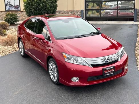 Used 2010 Lexus HS 250h Premium w/ Preferred Accessory Package FWD image 32