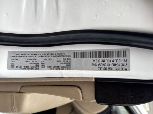 Used 2021 Jeep Grand Cherokee Overland image 30