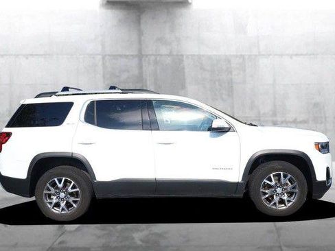 Used 2023 GMC Acadia SLT AWD/4WD image 5